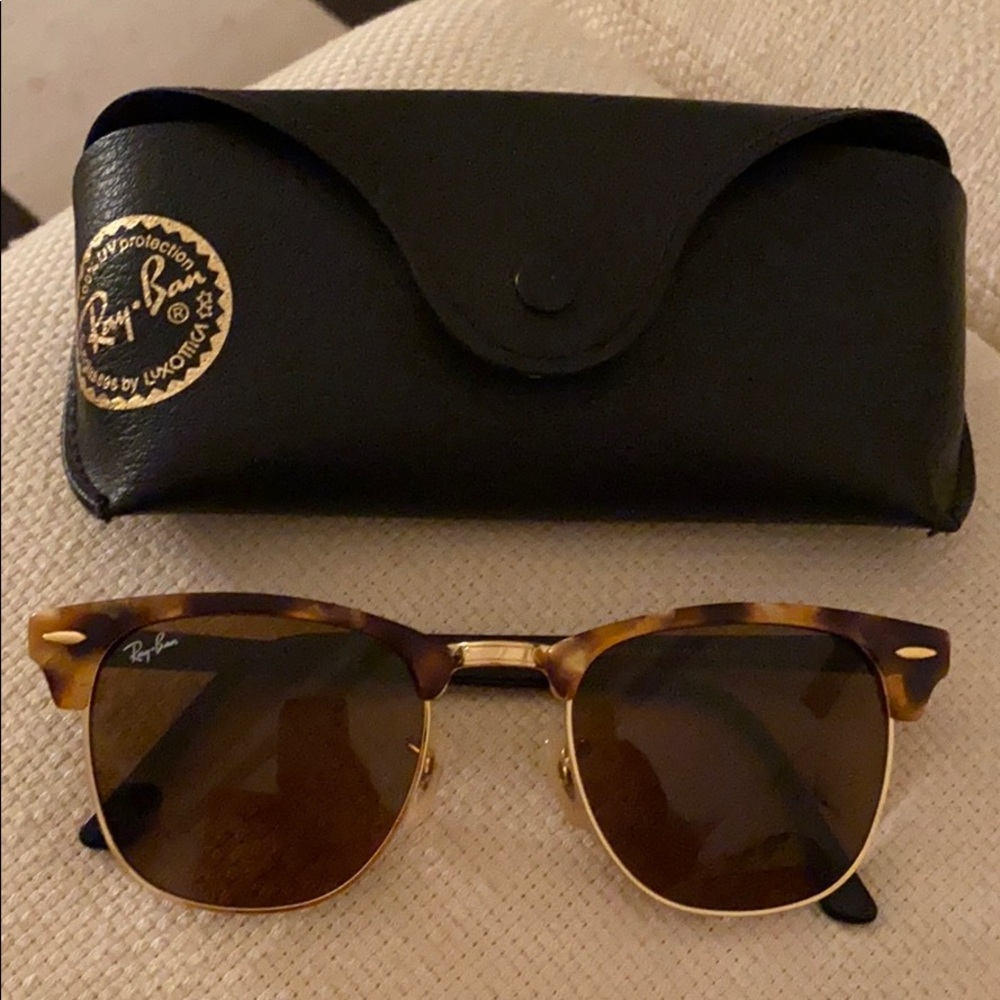 Ray Ban Clubmaster Tortoise Sunglasses